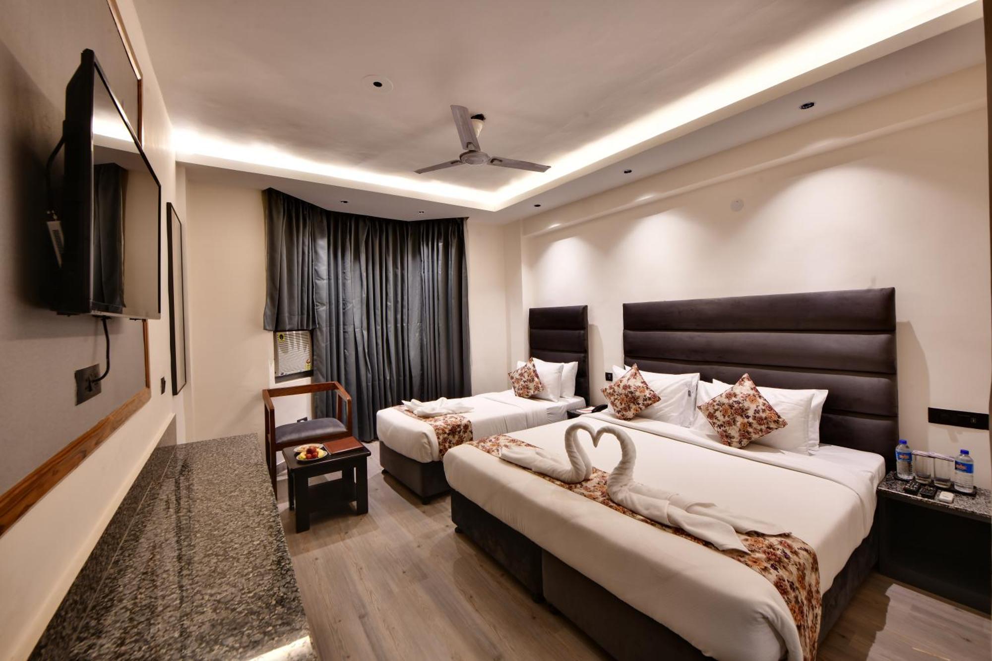 קטרה Click Sunburry Hotel Katra מראה חיצוני תמונה